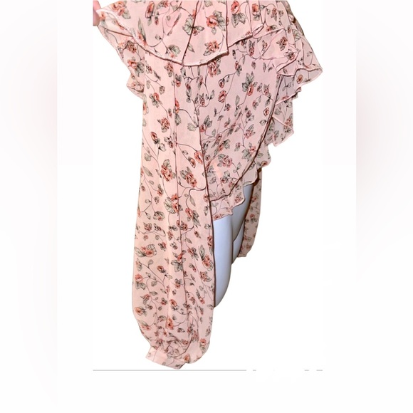 Nasty Gal Cropped Pink Floral Ruffle Blouse NWT - Picture 3 of 4